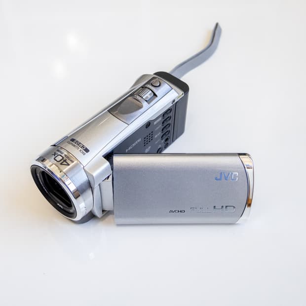 JVC GZ HM99-S / 빈티지 디지털 캠코더