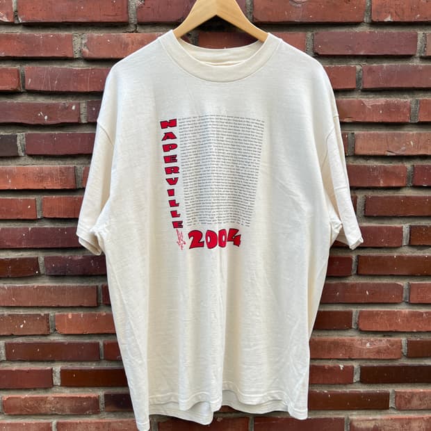 00s 헤인즈 네이퍼빌 졸업 기념 티셔츠