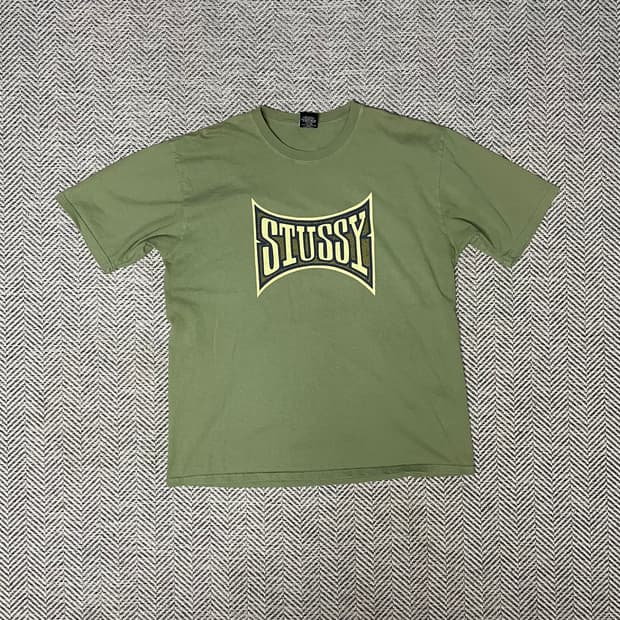 스투시 티셔츠