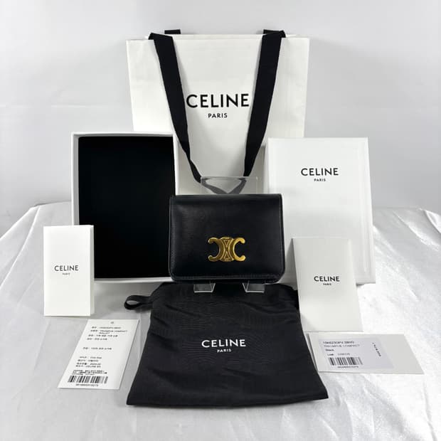 (풀구성,정품)셀린느 트리옹프 컴팩트 반지갑 월렛 블랙