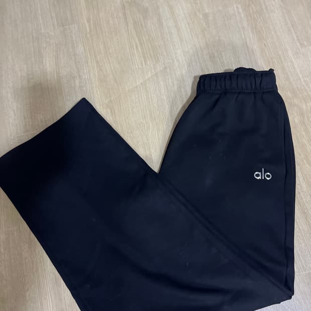 알로 요가 아콜레이드 스웻 팬츠 