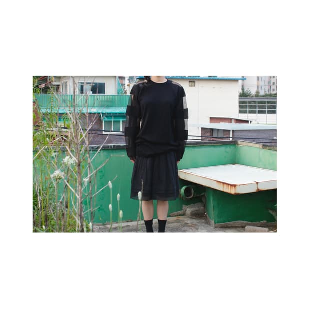AD2016 See-Through Stitch Acrylic Knit