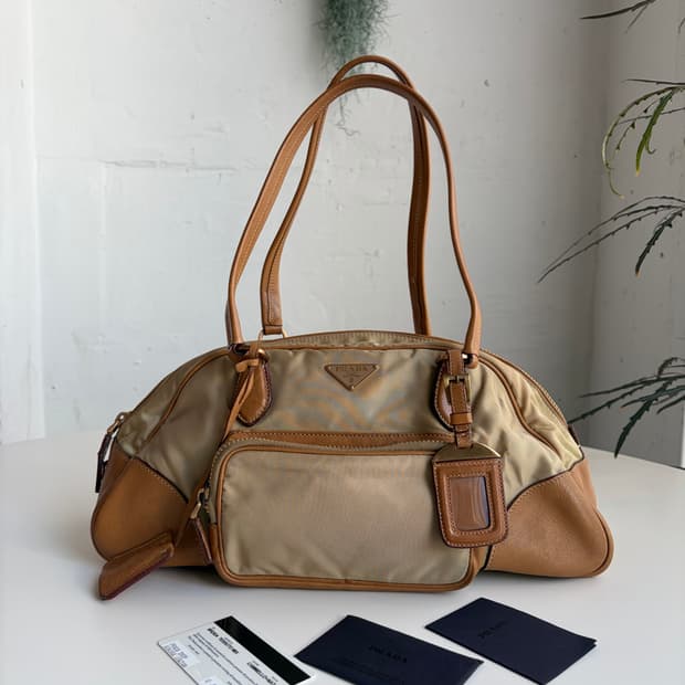 프라다 나일론 레더 숄더백