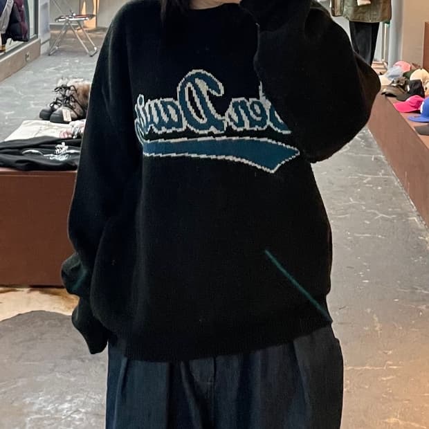 벤데이비스 화이트라벨 세미오버 니트 H1728