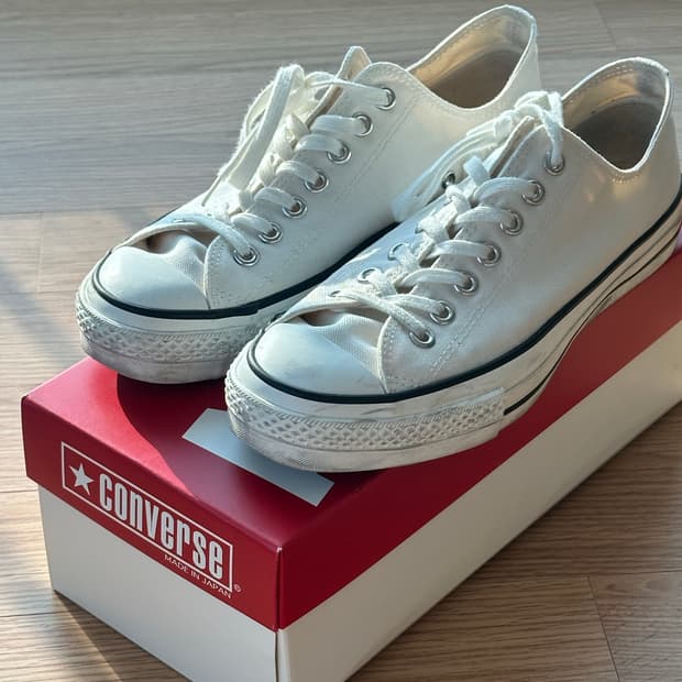 컨버스 제팬라인 화이트 로우 275사이즈입니다