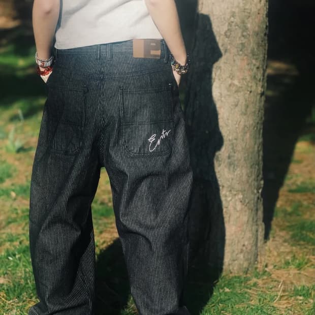 이알티알 스트라이프 팬츠 블랙