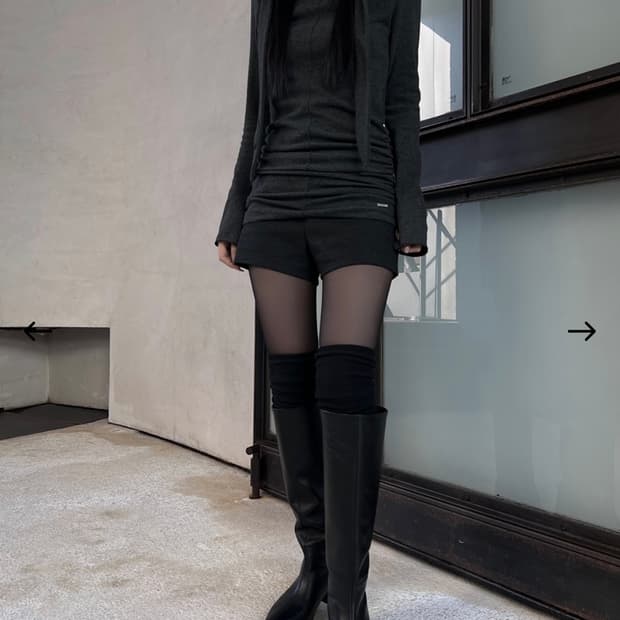 새상품) 이네기 Cozy Side Shirring Top -차콜