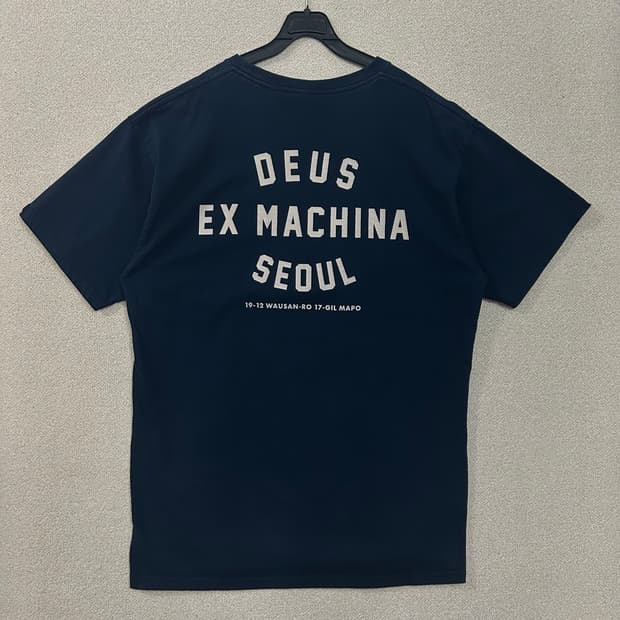 (XL) 데우스 엑스 마키나 서울 반팔 티셔츠