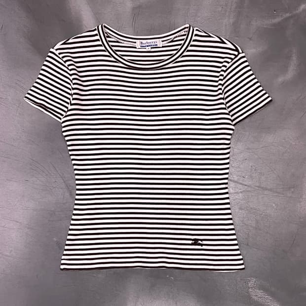  버버리 블루라벨 스트라이프 하프 니트 y16211