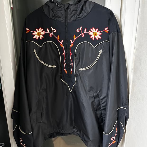 캐피탈 플라워 아노락