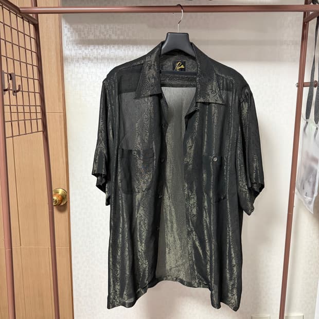 니들스 반팔 셔츠