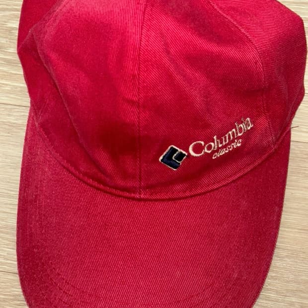 빈티지 콜롬비아 레드 볼캡 모자