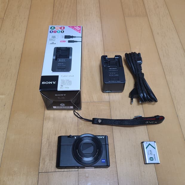 소니 RX100 카메라