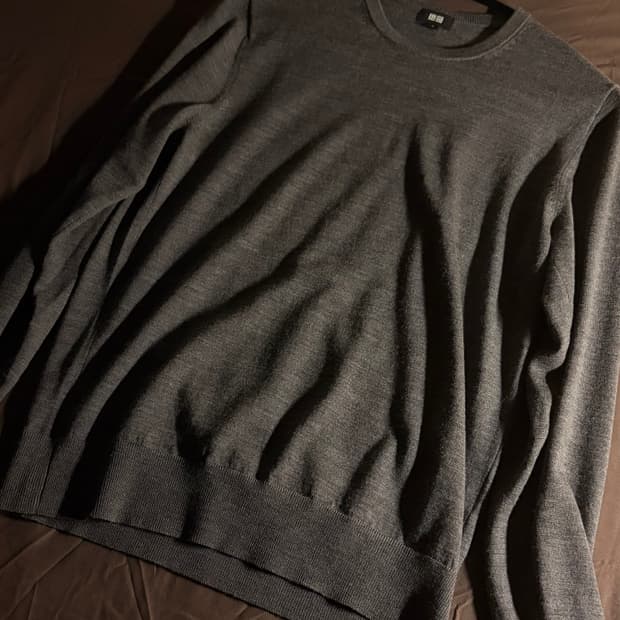 M) 유니클로 메리노 크루넥 스웨터 (그레이)