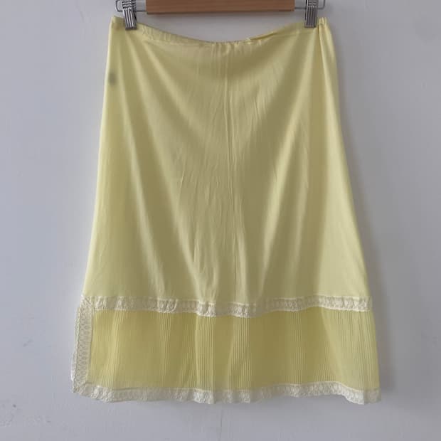 lemon yellow slip sk