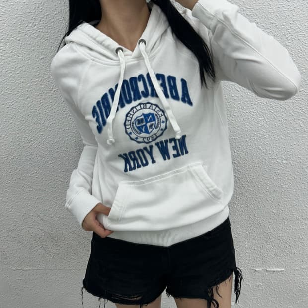 아베크롬비 센터로고 화이트 후드 M