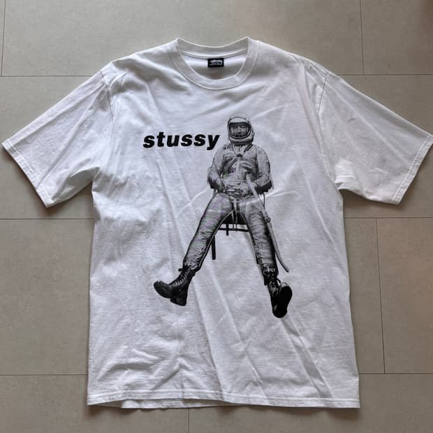 스투시 아스트로 그래픽 반팔 L