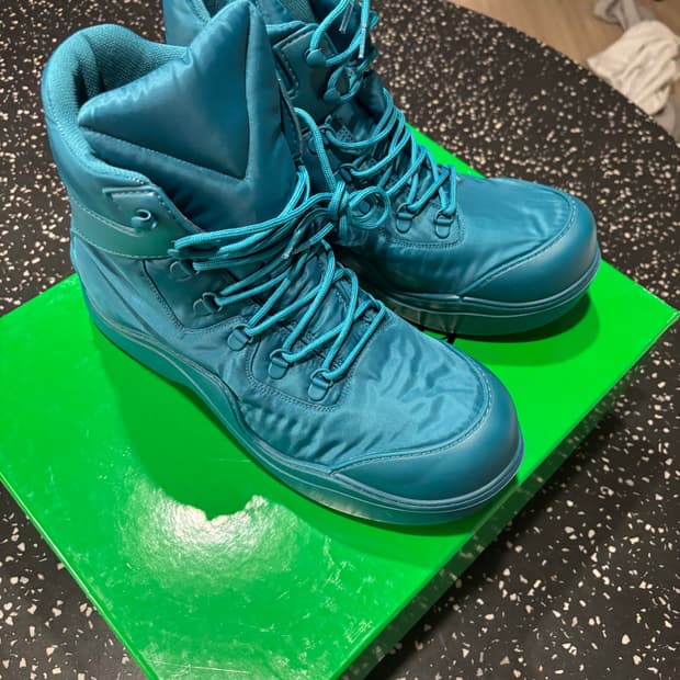 보테베네타 퍼들 부츠 43(새상품)