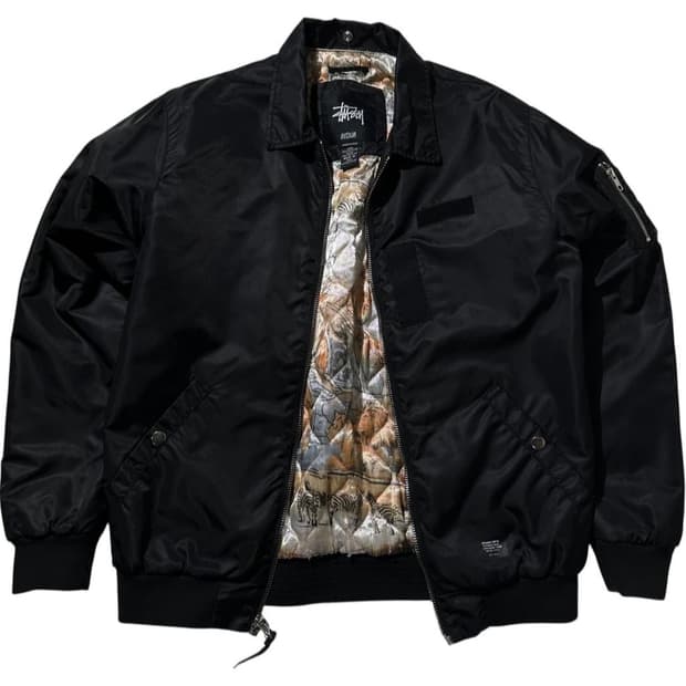 스투시 플라이트 봄버 자켓 블랙