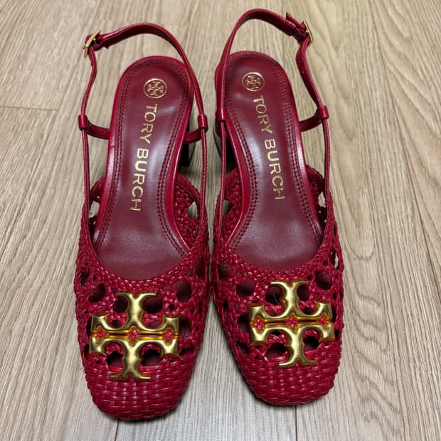 토리 버치 위빙 가죽 샌들 힐