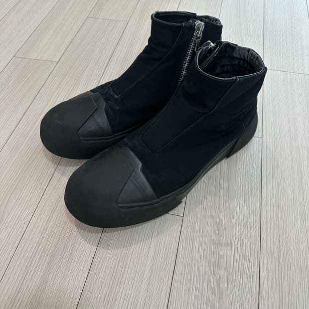 율리우스 17aw 스웨이드 블랙 스니커즈