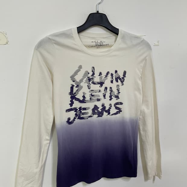 캘빈클라인 진 긴팔 티셔츠