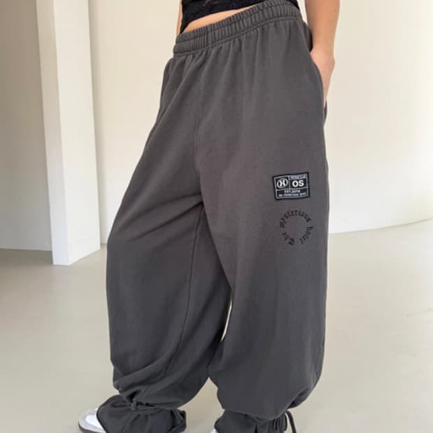 더미스테리어스호텔 패치 스트랩 데미지 팬츠