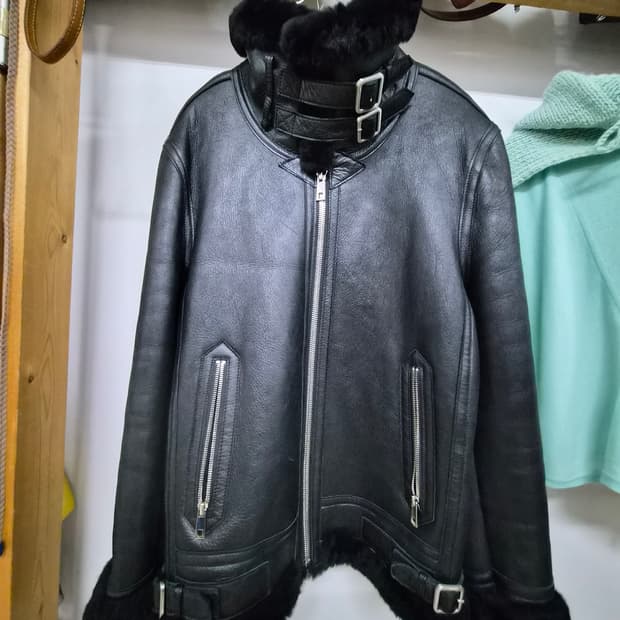 수입 리얼 무스탕 라이더 양털. 양가죽