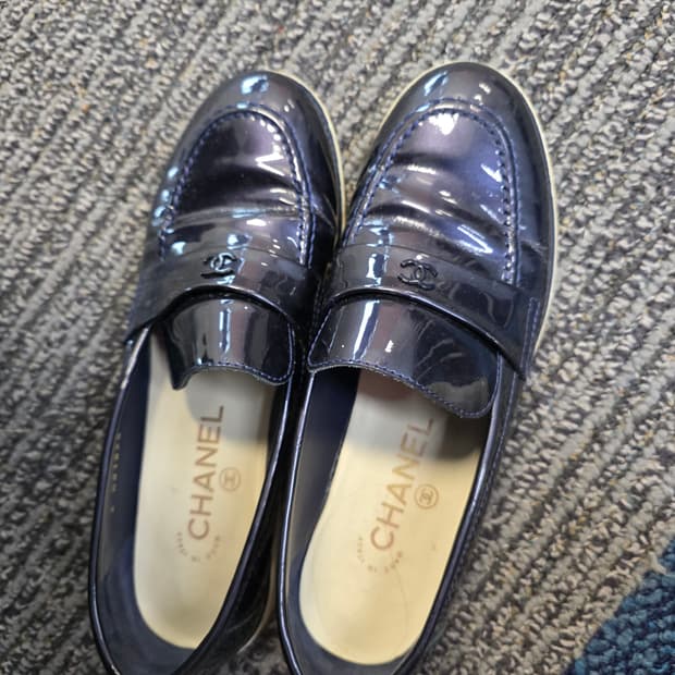 샤넬 정품 페이던트 로퍼