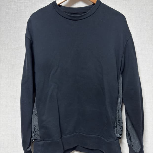 타임옴므 백 레이어드 맨투맨 100