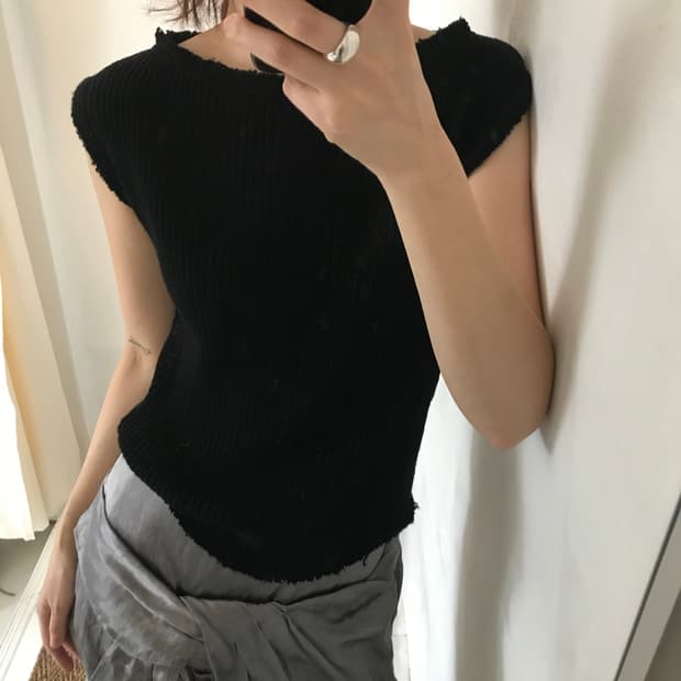 black rib wool knit vest