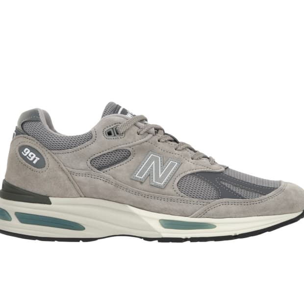 [USED][280] NEW BALANCE 991v2 GREY