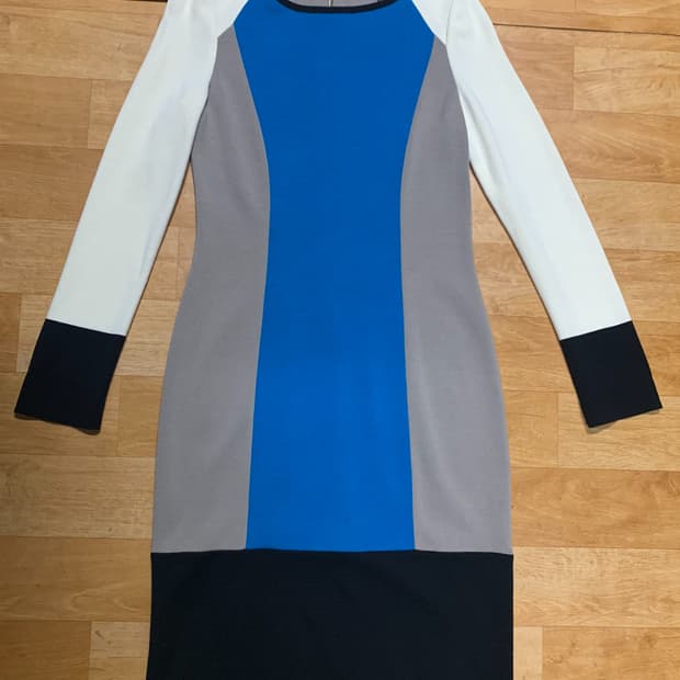 ST.JOHN 센존 밀라노 컬러블록 니트 드레스(4 사이즈)