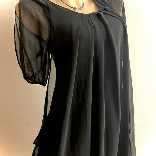 layered shoulder open dress