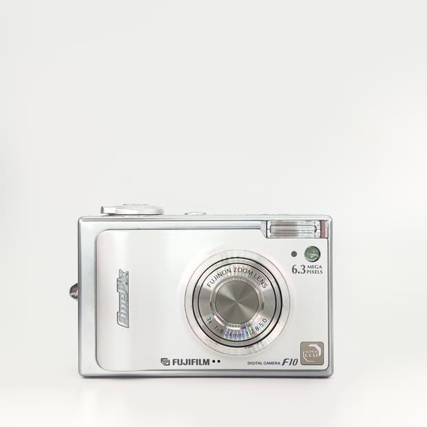 후지필름 파인픽스 FUJIFILM FinePix F10 실버