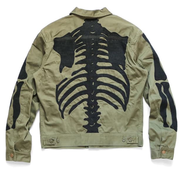 캐피탈 트러커 턱시도 44,46 사이즈 구매합니다