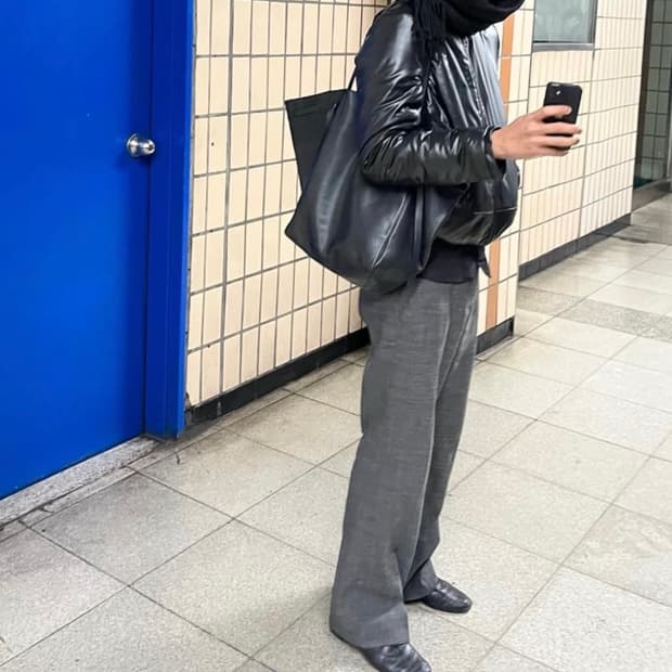 셀린느 카바스 팬텀 미디움 블랙