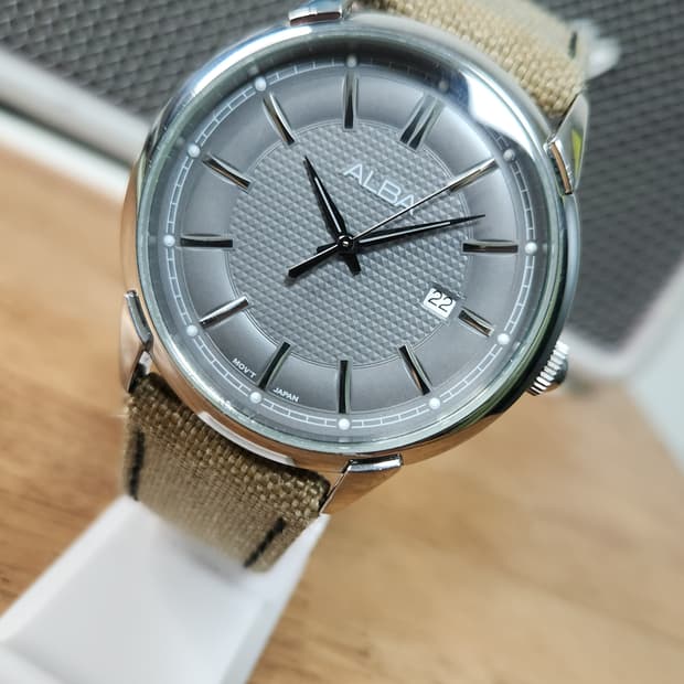 # 세이코 알바 seiko ALBA 나토밴드 남성명품 시계 급처