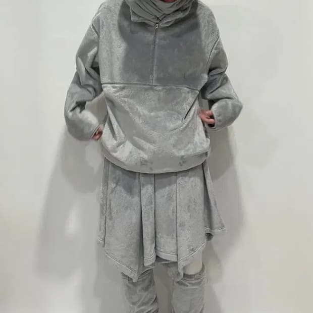 지초이 컴포트 23-007 스커트 & 레그 워머 세트