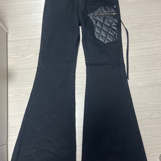 애모스텐스 플레어진