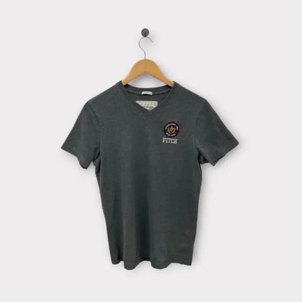 아베크롬비 A&F 브이넥 반팔 티셔츠 M