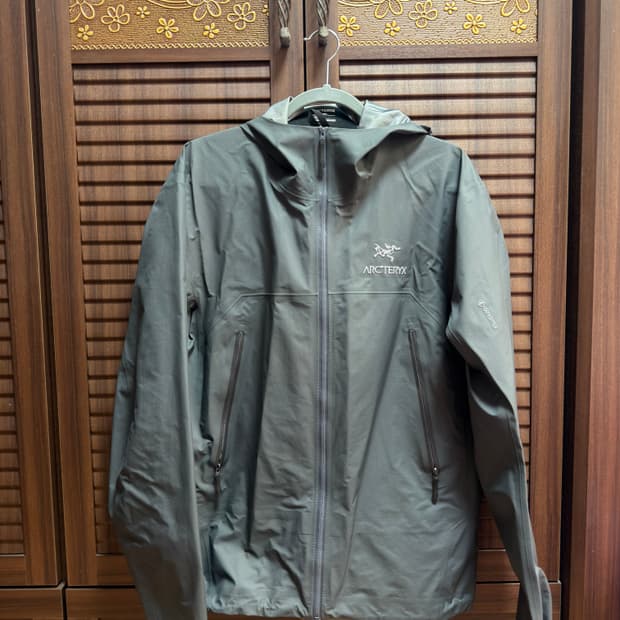 아크테릭스 베타 자켓 클라우드 M
