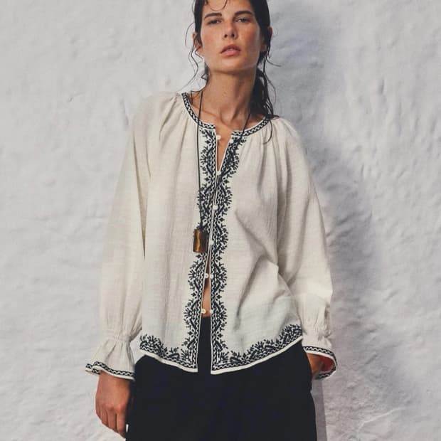 자라 자수 블라우스 