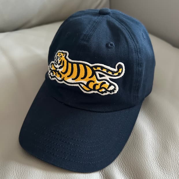 휴먼메이드 타이거 트윌 캡 모자