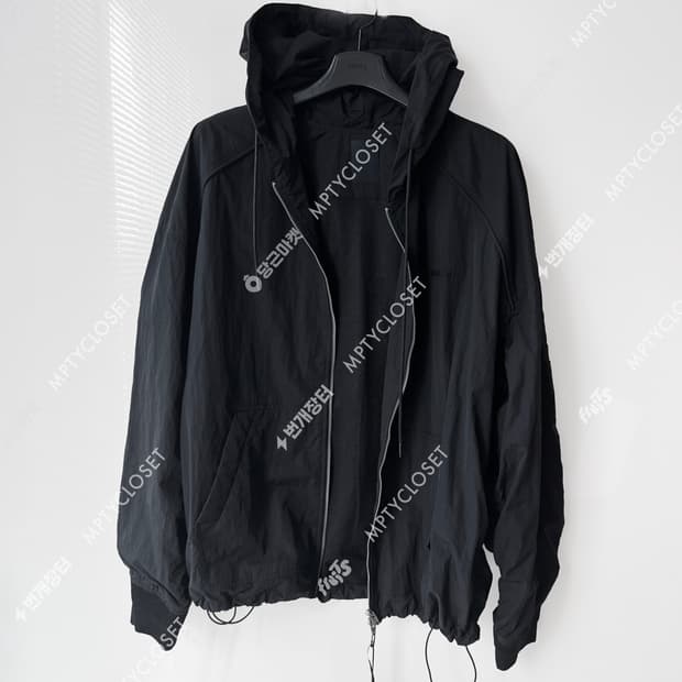 [M] juun.j 준지 23fw 나일론 퍼커링 MA-1 후드집업 점퍼