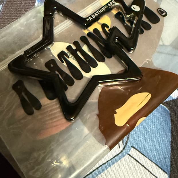 베이프 카라비너