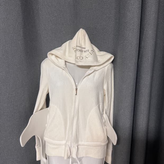 쥬시꾸뛰르 후드집업