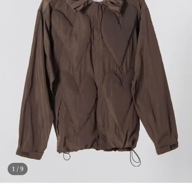 the museum visitor HEART EMBOSSED JACKET