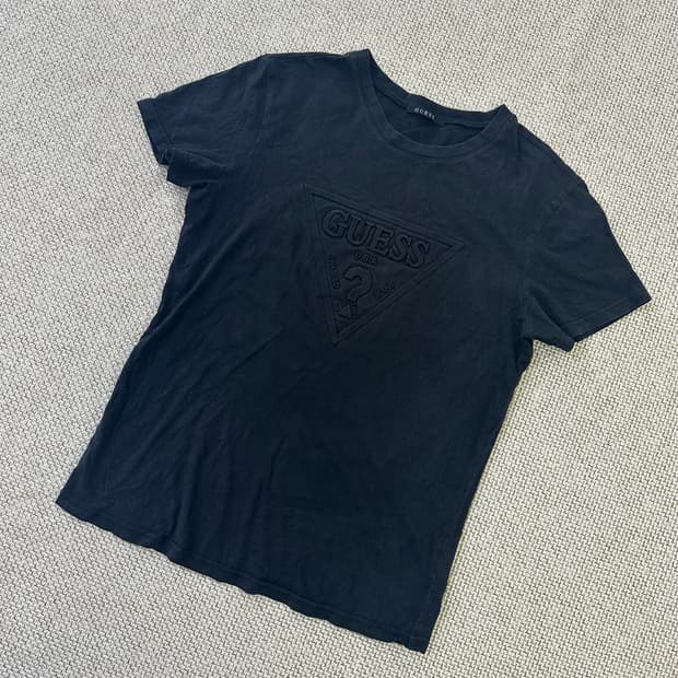 L 게스 오리지널 삼각 로고 반팔티 0414D