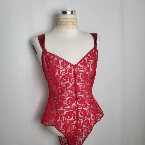 빈티지 레드 레이스 바디수트